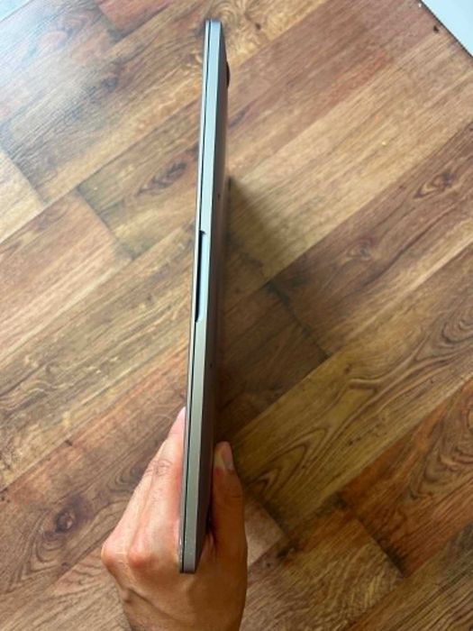 MacBook Pro 13" (M1, 2020), 16GB RAM,  512GB SSD, Touchbar, Сив (Space Gray) - 80% батерия