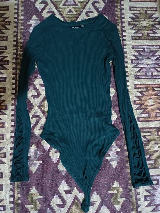 Женская одежда, разгрузка