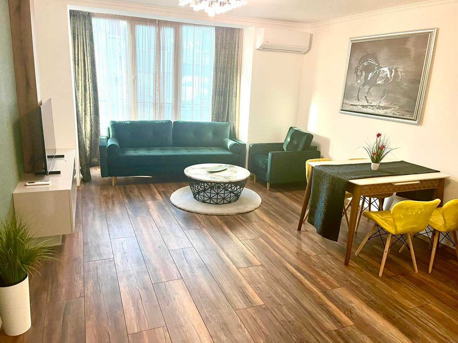 Дава се под наем Двустаен апартамент в Бургас, Лазур - 68 кв.м за 1150 € - Снимка #9