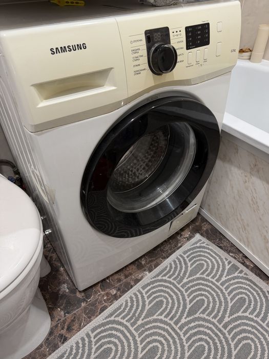 Продаи стиральную машину