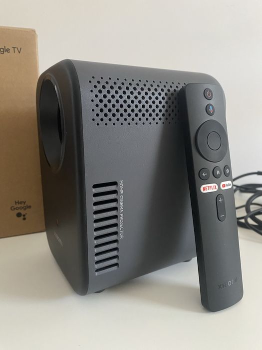Proiector xiaomi