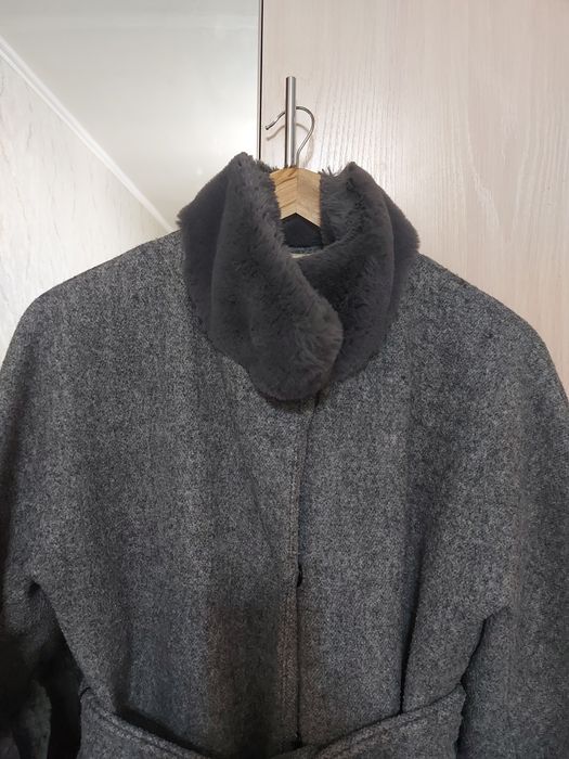 Продам женское пальто