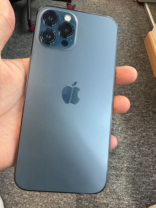 iPhone 12 Pro max 128 GB!
