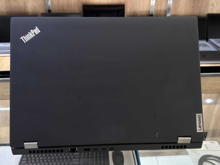 LENOVO ThinkPad P15 Gen 2 Core i7-11850H ram32 ssd512 Quadro T1200 4Gb