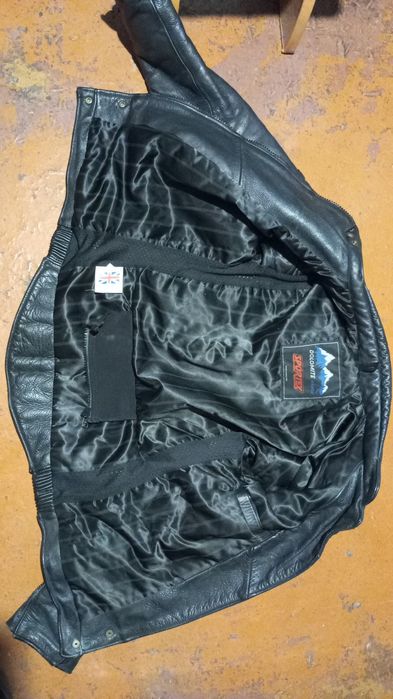 Куртка байкера женская