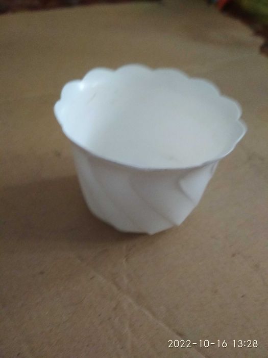 Садовый горшок .