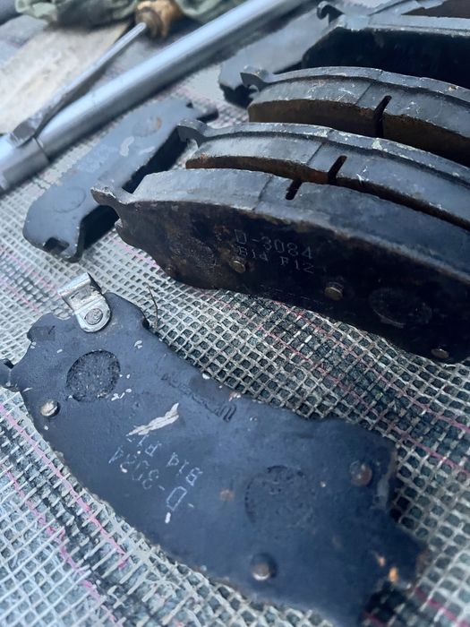 Тормозные колодки новые