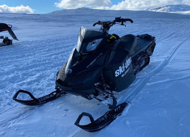 Моторна шейна Ski Doo Summit Rotax 800R E-tec