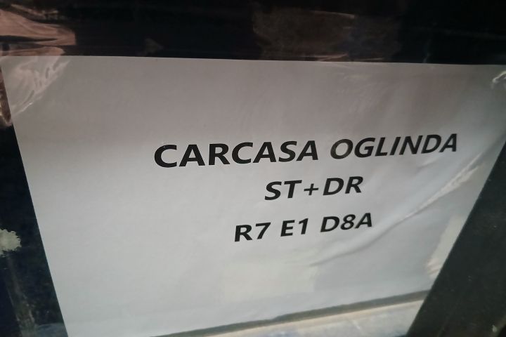 Capac oglinda stanga Volkswagen VW Golf a 4-a generatie