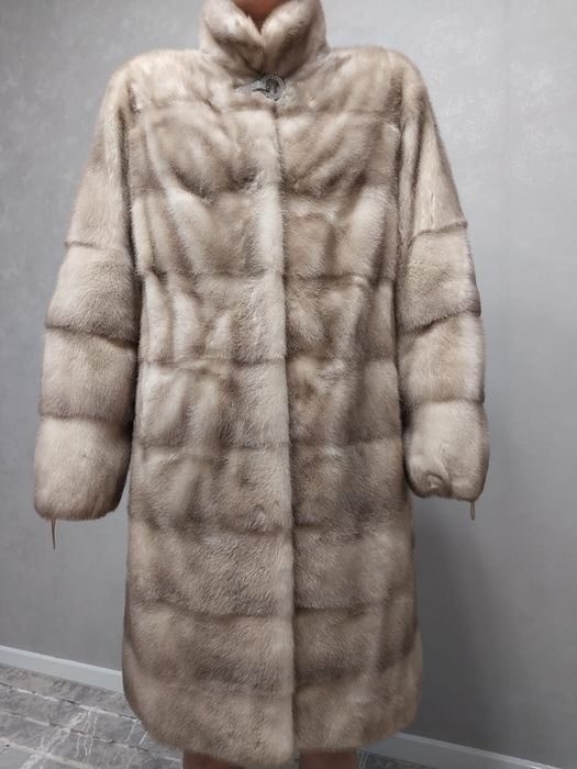 Норковая шуба продам срочно