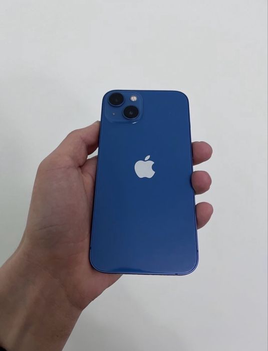 айфон 13 128гб  синий