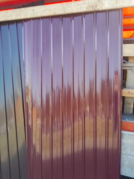 Tabla cutata zincata și colorata de 190x90sau200x90 grosimi de0.25 0.3