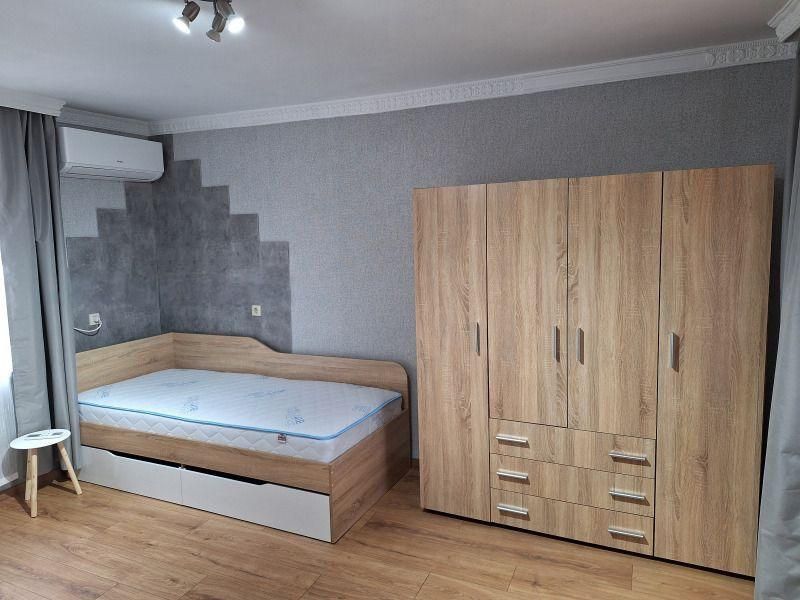 Етаж от къща под наем в с. Лозен, 2219073