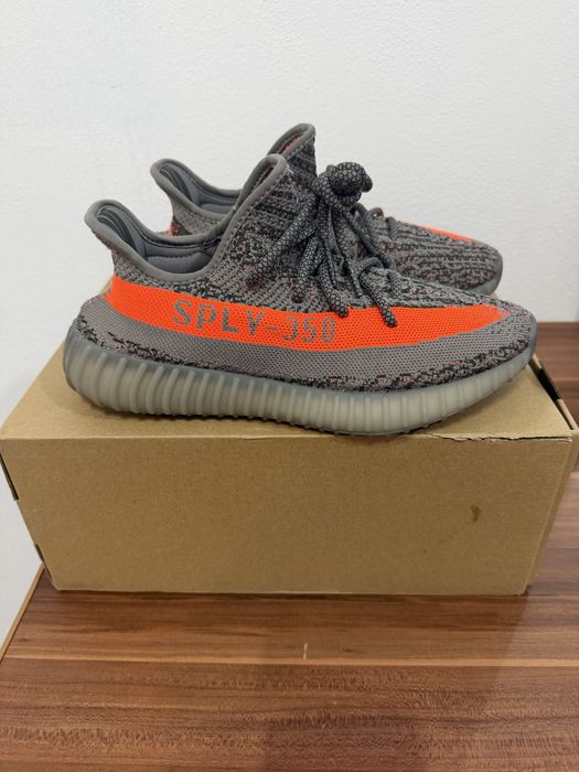 Yeezy 350 V2 Beluga