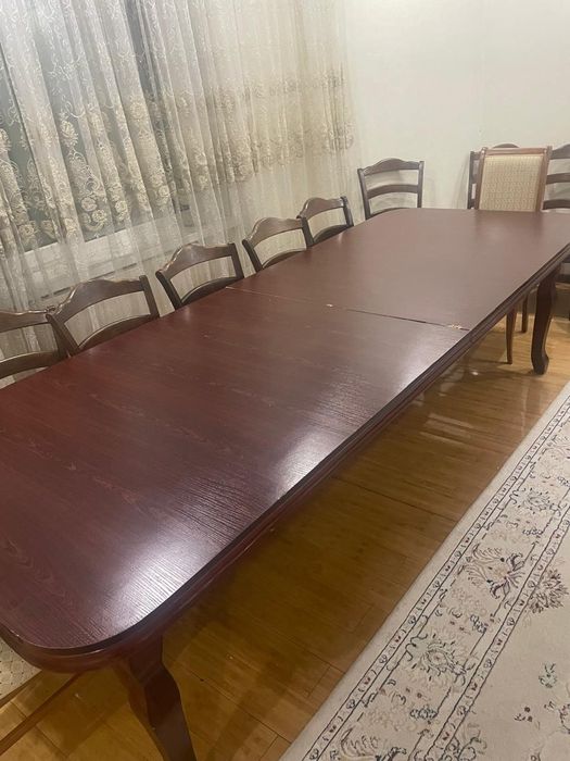 Стол размером 1,10х3,5 м