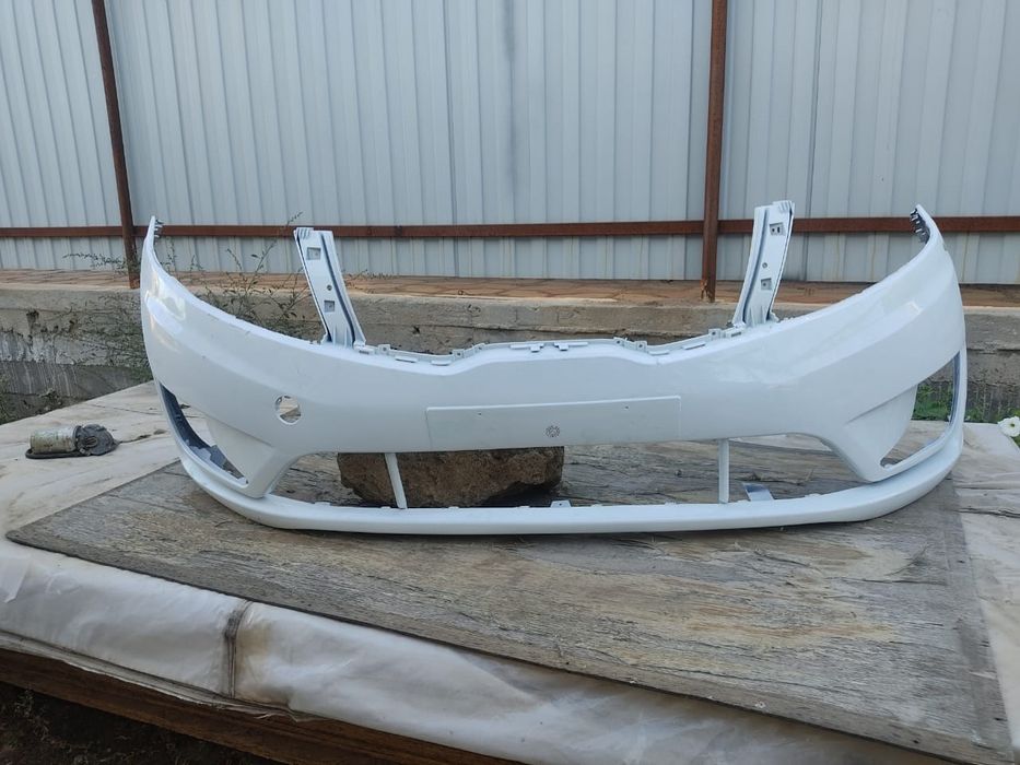 Бампер KIA Rio...