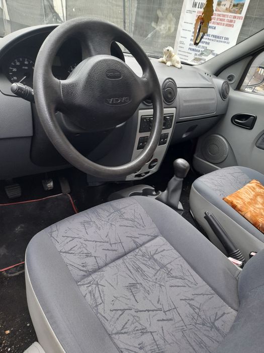 Vand Dacia Logan 1.4 benzina