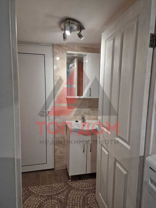 Дава се под наем Етаж от къща в Варна, Лятно кино Тракия - 80 кв.м за 561 € - Снимка #14