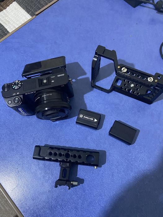 Продам sony 6400 в хорошем состояний