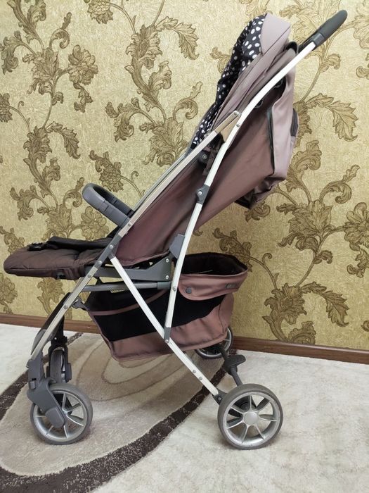 Коляска Happy Baby Eleganza V2