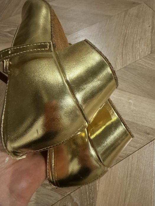 Туфли для народных танцев