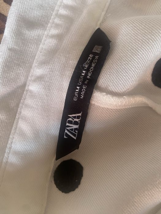 Оригинална риза Zara на точки – релефна материя размер М