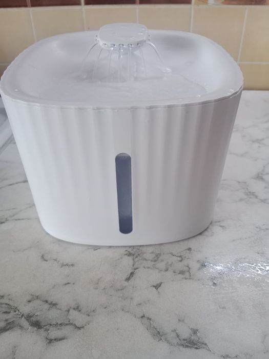 Продам питьевой для малых наших