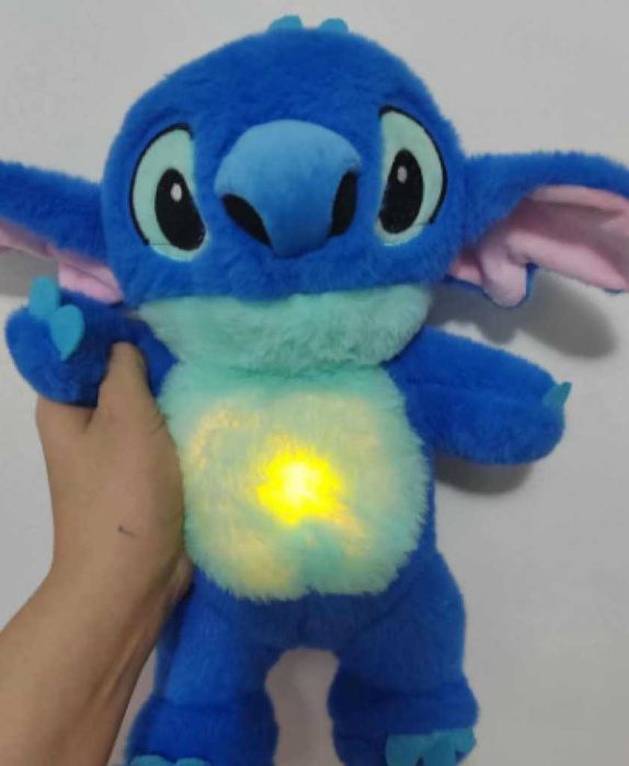 Stitch, плюшена бебешка играчка, с мелодия и светлина