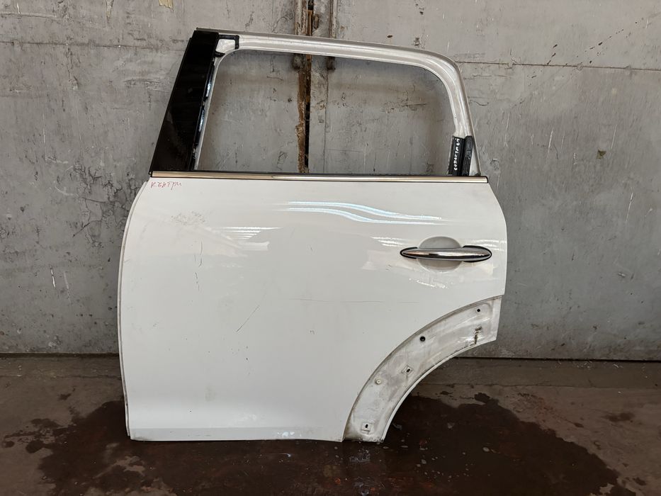 Задна лява врата Mini Countryman