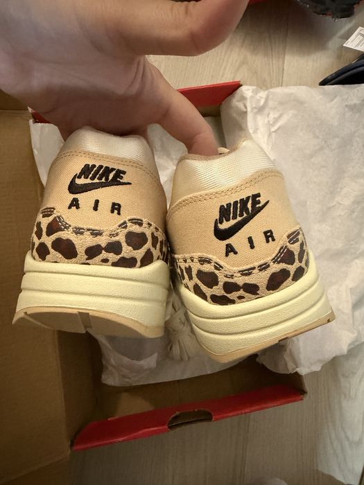 Adidasi nike air max 1