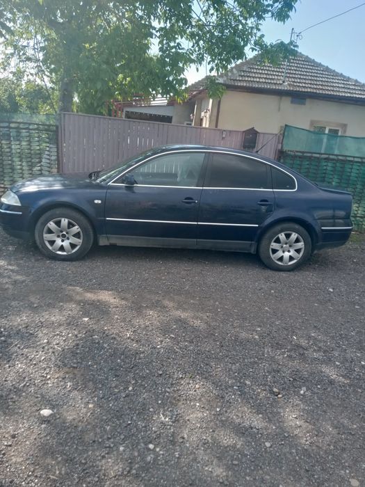 Vând auto Volkswagen pasat