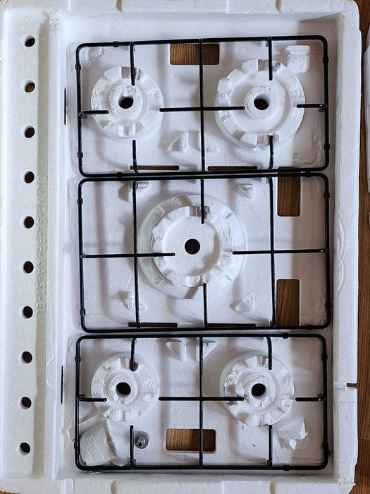 Газов котлон Hisense GM772XF