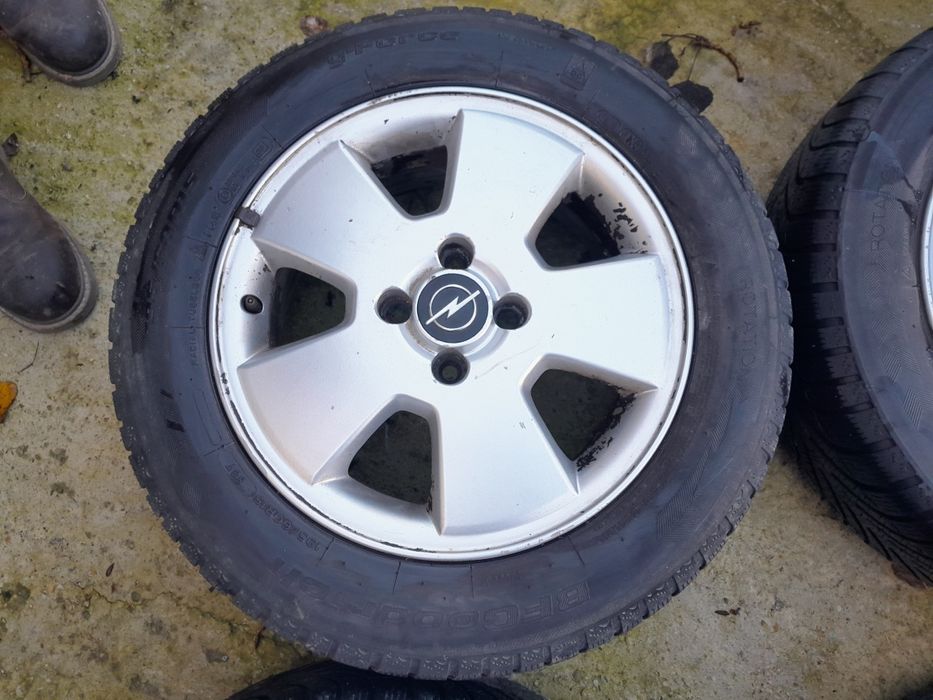 Jante aliaj Roti iarna Opel Astra G H Corsa D Meriva combo 195 60 R15
