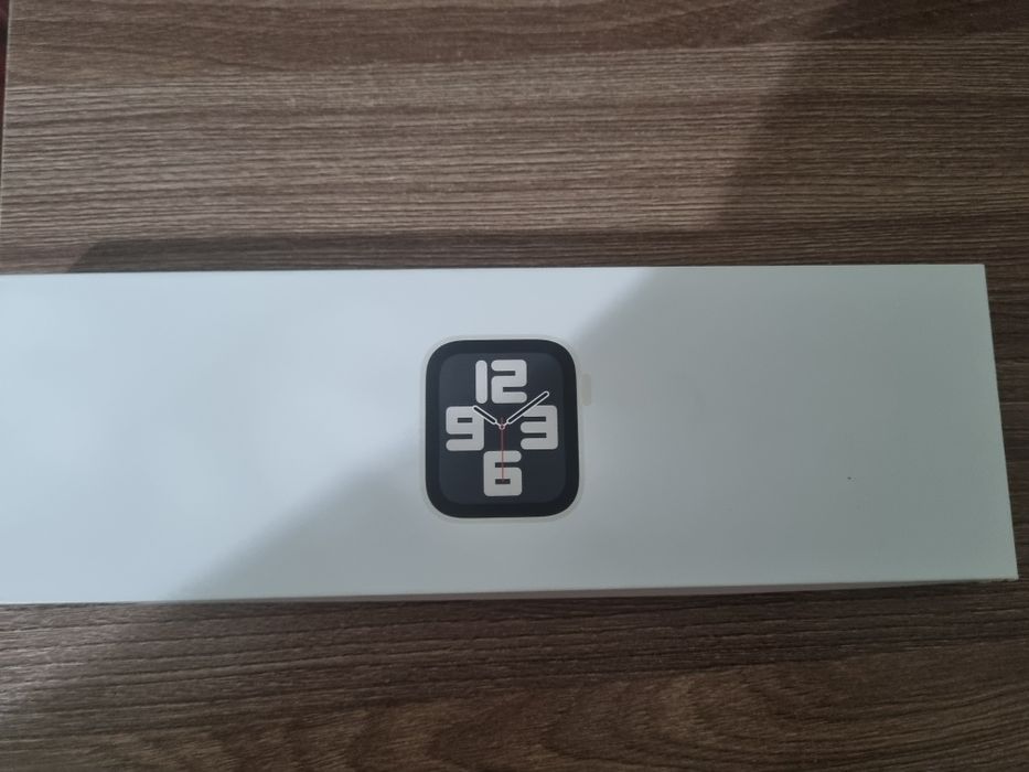 Продам Смарт-часы, состояние новых