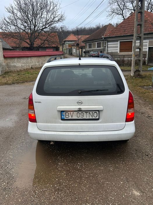 OPEL ASTRA 1.7 Diesel in stare buna de funcționare!