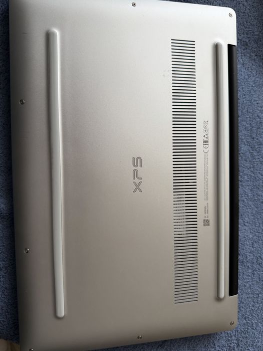 Dell XPS 13 9380 touchscren ultrabook