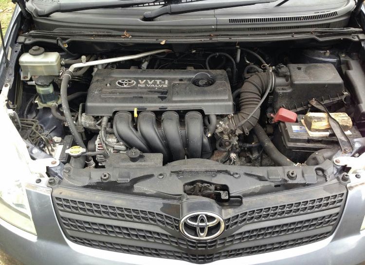 Тойота корола версо/Toyota corolla verso 1.8vvt-i 129кс 01-03г