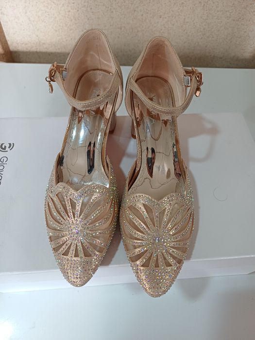 Туфли женские 37 размер