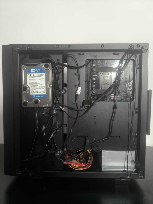 Calculator/PC i7 6700k, ASUS PRIME atx z270-a, H115i Pro