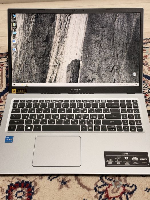 Новый Офисный шустрый ноутбук i3 - 1115g4. 3.00ghz