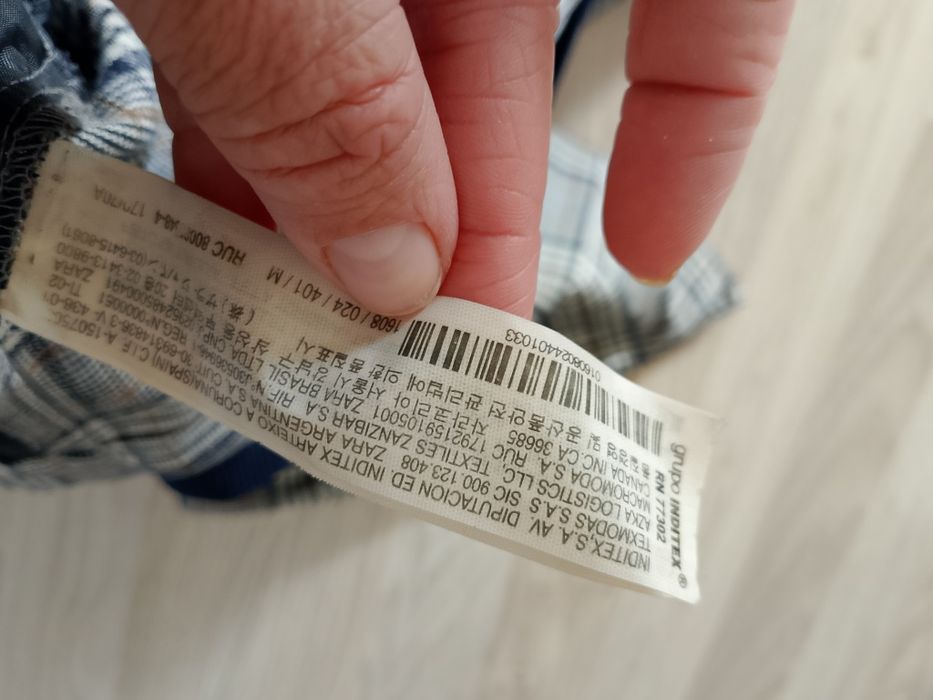 Pantaloni clasici Zara ca noi