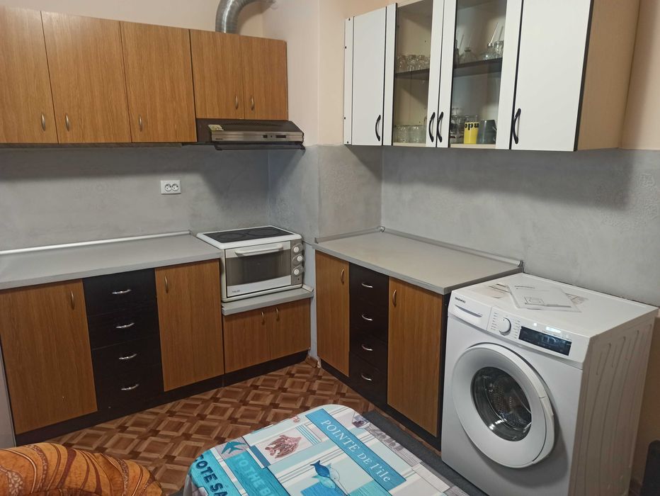 Дава се под наем Двустаен апартамент в Бургас, Зорница - 60 кв.м за 357 € - Снимка #5