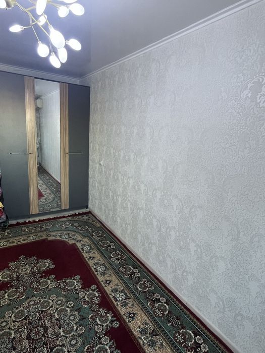 Продам 2 комн. 3/5 в 20мкр.