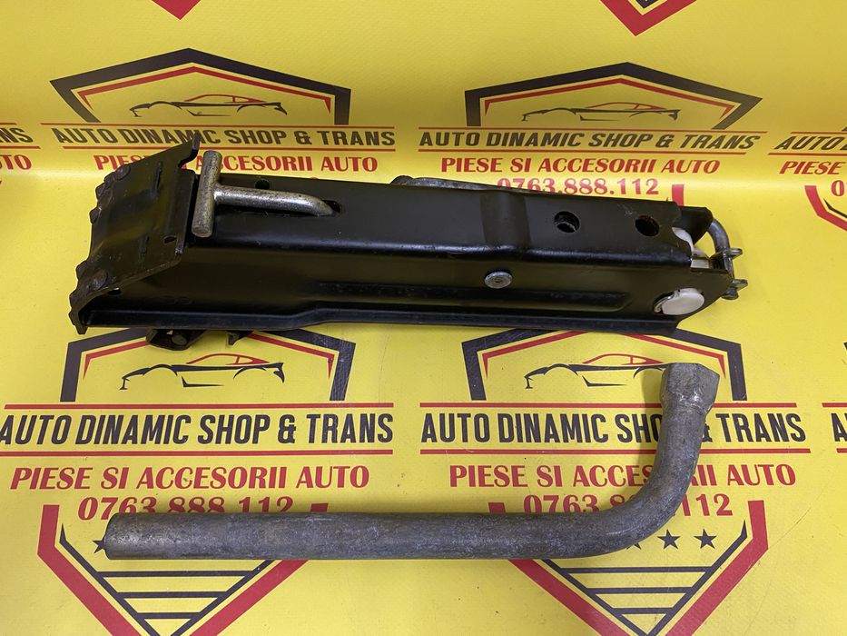 Cric auto Volkswagen original Vw Passat B6 B7  Oem: 3C0011031 B BN3