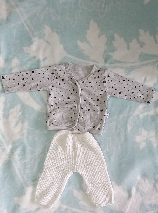 Отдам даром детские вещи