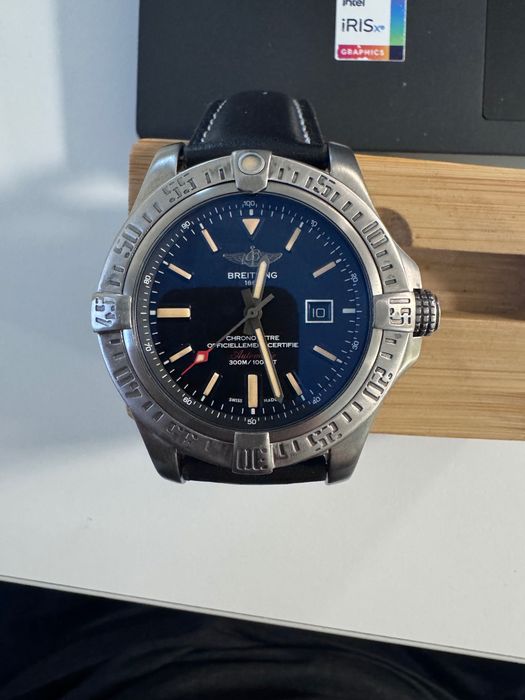 Breitling Avenger V17310 Blackbird 48mm Titanium