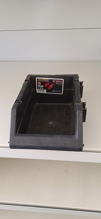 Продам лотки пластиковые