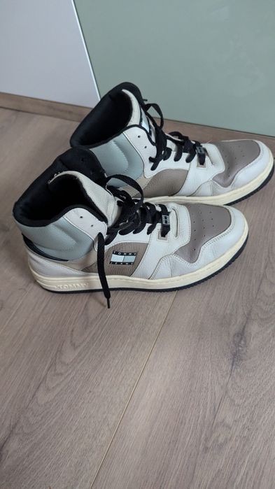 Кецове/сникърси Tommy Jeans естествена кожа