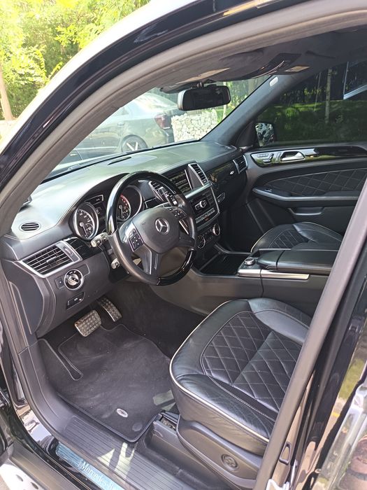 Mercedes Ml 400 в идеальном состоянии