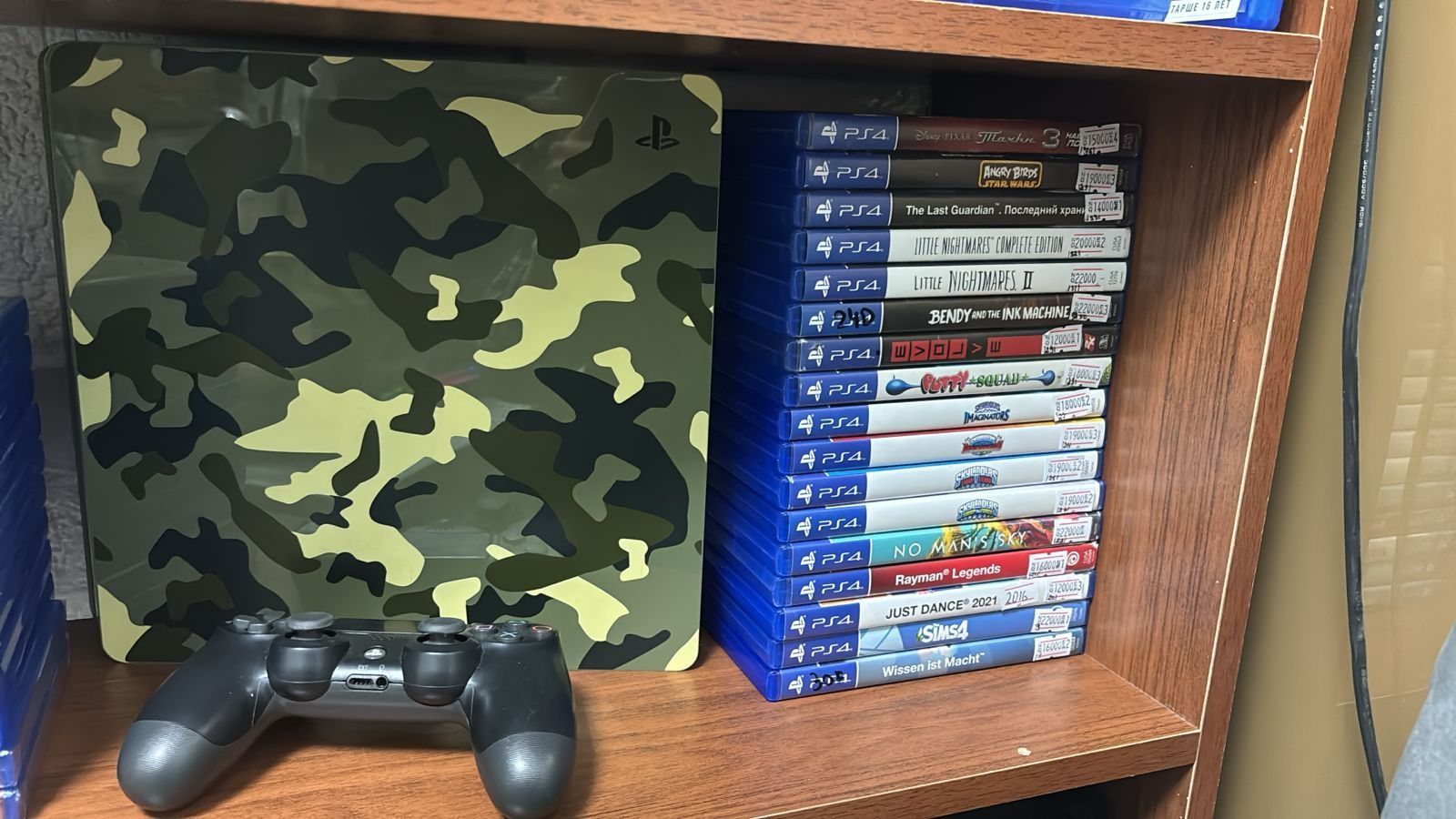 Продаю приставки Ps2 ps3 ps4 ps5 пс4 слим с 1 терабайт 1 дж игры на д: 180  000 тг. - Приставки Алматы на Olx